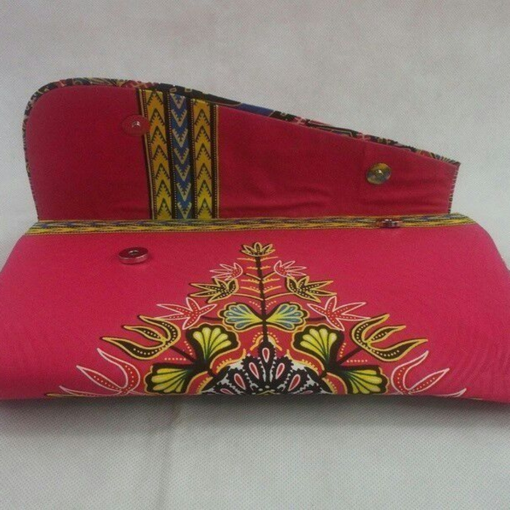 Purse - Picture 3 of 4